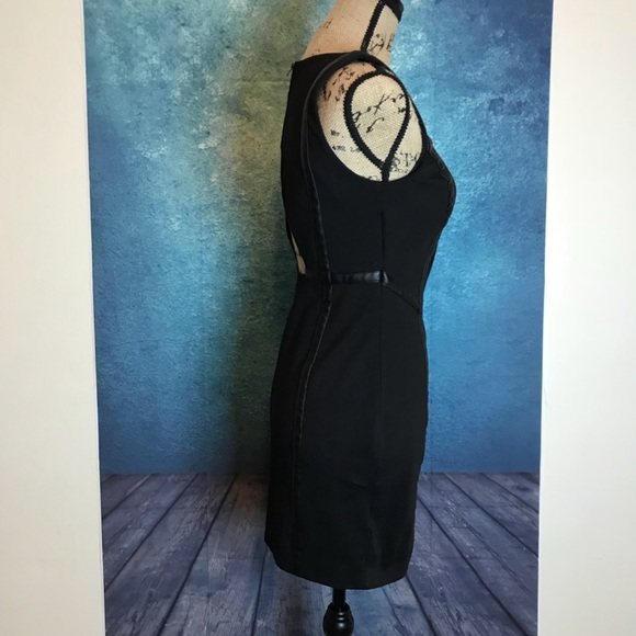 BCBG Mini Black Line Leather open back Dress Sz 4 - Picture 3 of 7